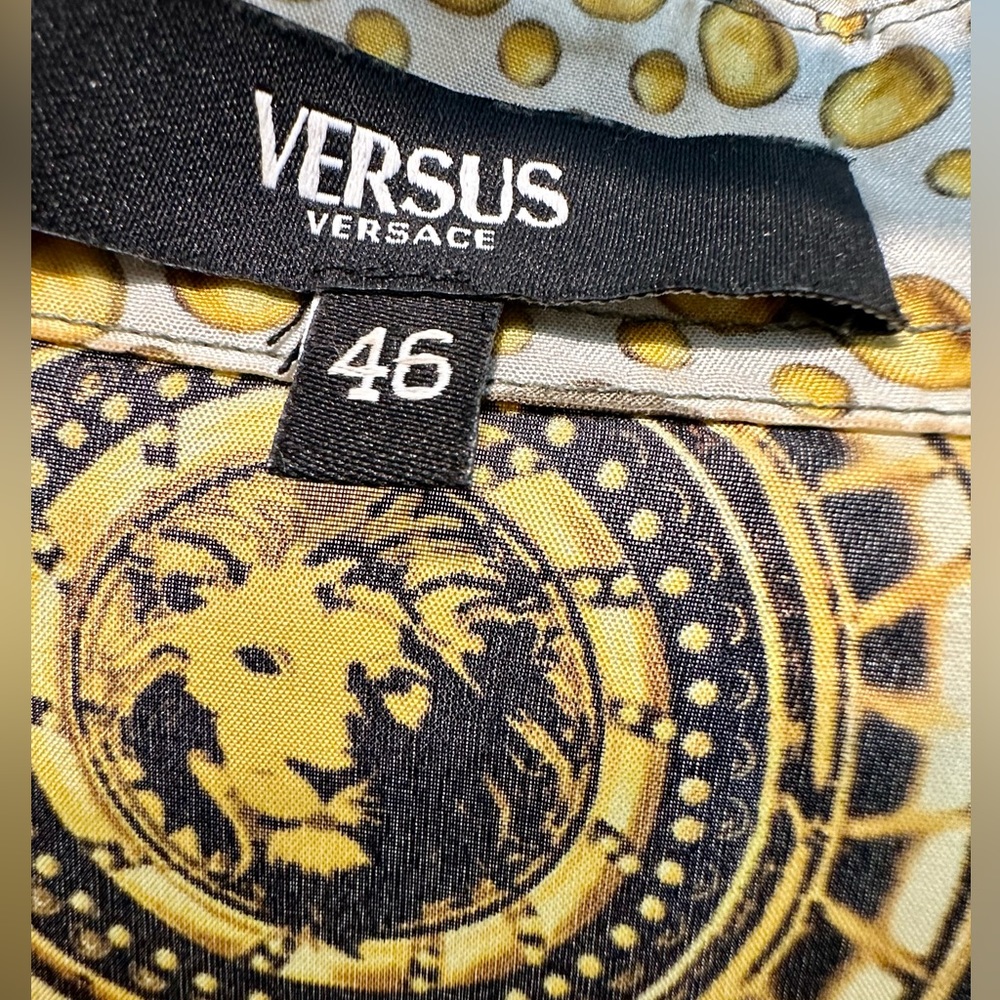 Authentic Versace Unisex Button Down Long Sleeve … - image 4